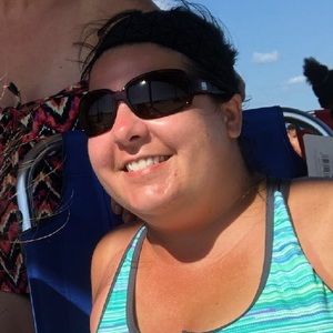 Meet your Posher, Hillary